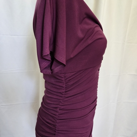 Vanity Cap Sleeve Ruched Top - Picture 3 of 6